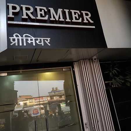 Premier Inn Mumbai Exterior photo