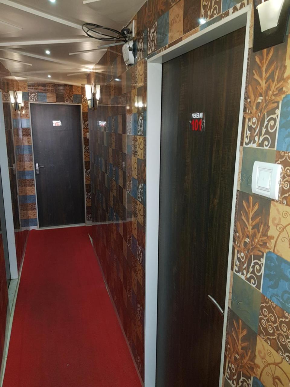 Premier Inn Mumbai Exterior photo